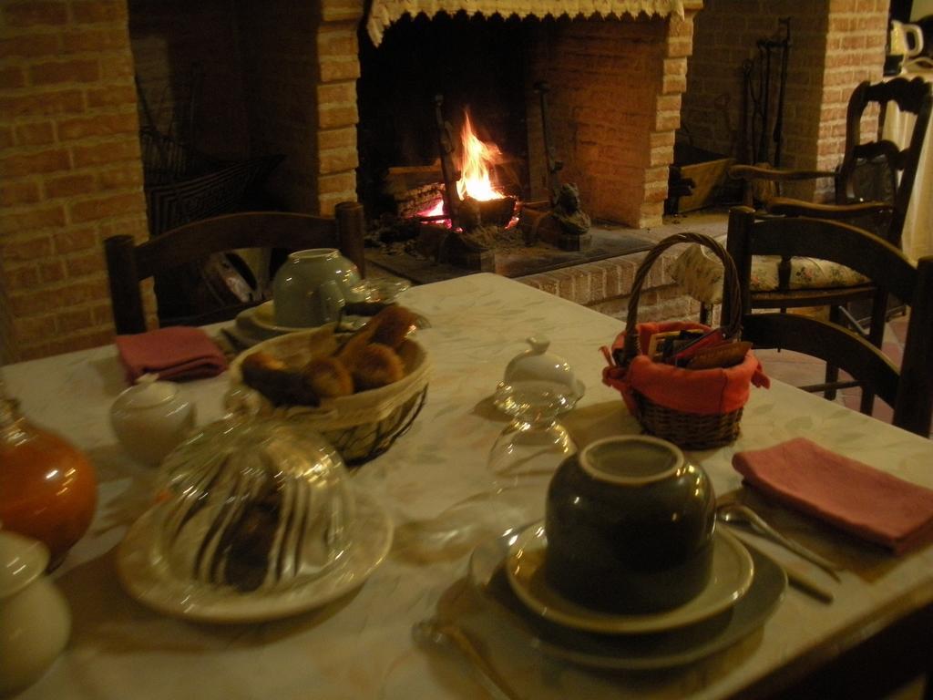 Ferme Saint Joseph Bed and Breakfast Le Fousseret Εξωτερικό φωτογραφία