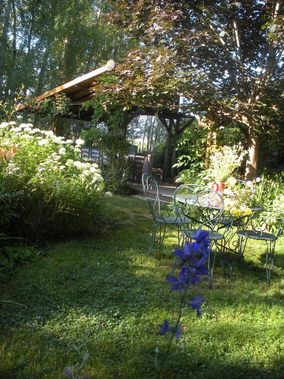 Ferme Saint Joseph Bed and Breakfast Le Fousseret Εξωτερικό φωτογραφία